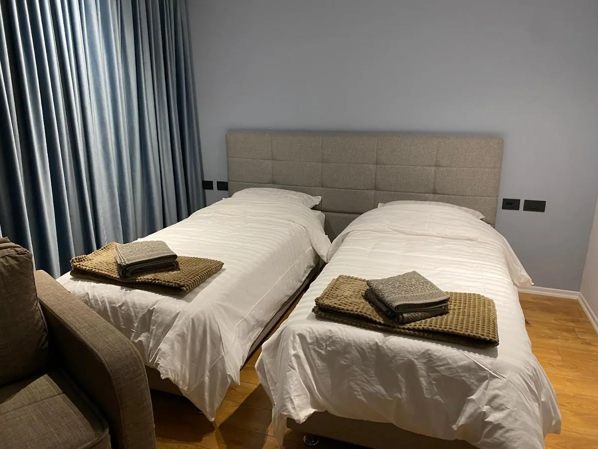 Bed & Breakfast Vila-Amo, Suites&Rooms In Tirana Center Albanien