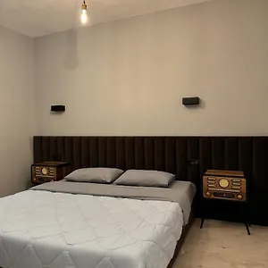 Nikki 3 , Tirana Albania